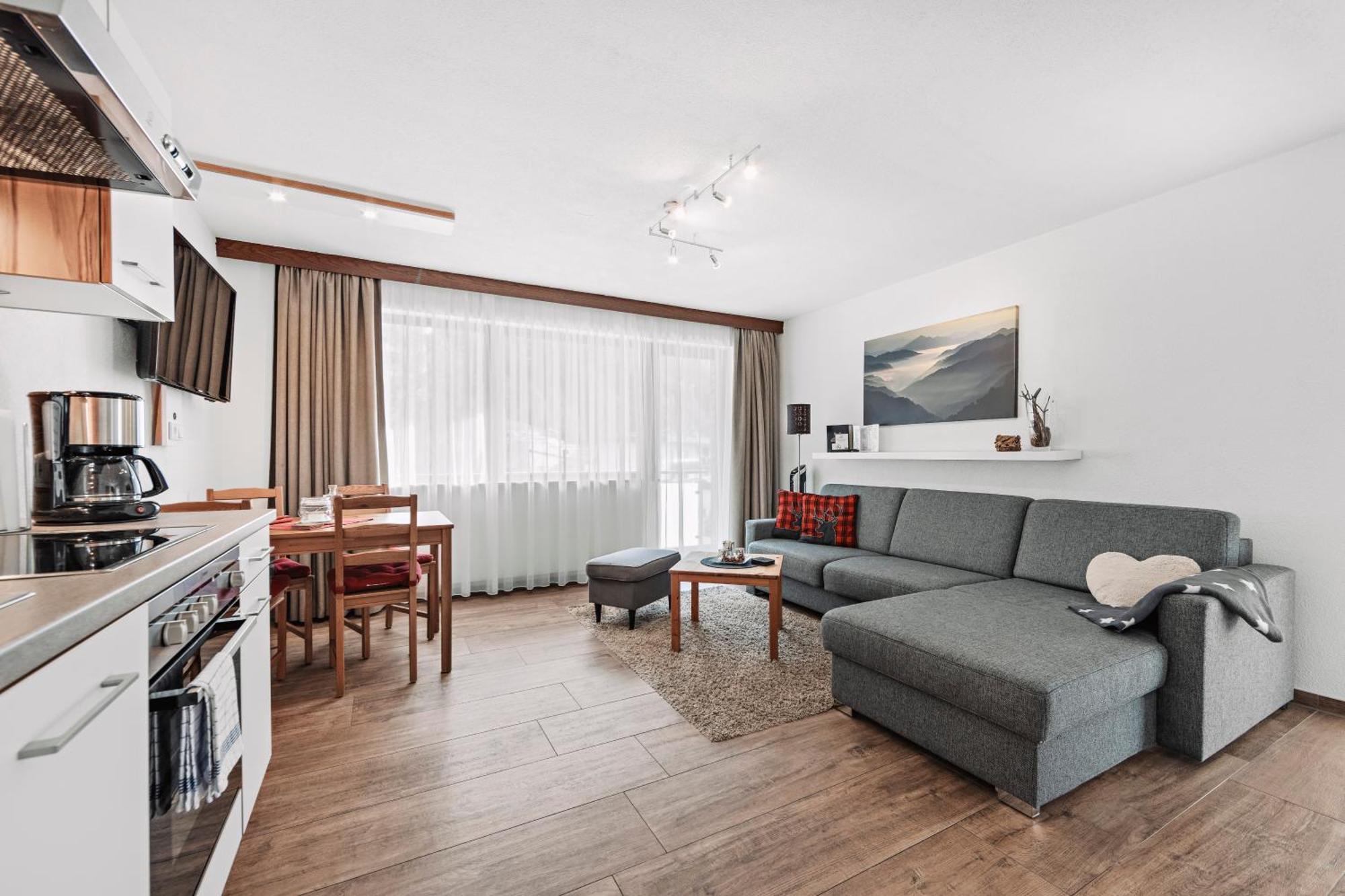 Herzblut Wohlfuehl Appartements Oetz Exterior foto