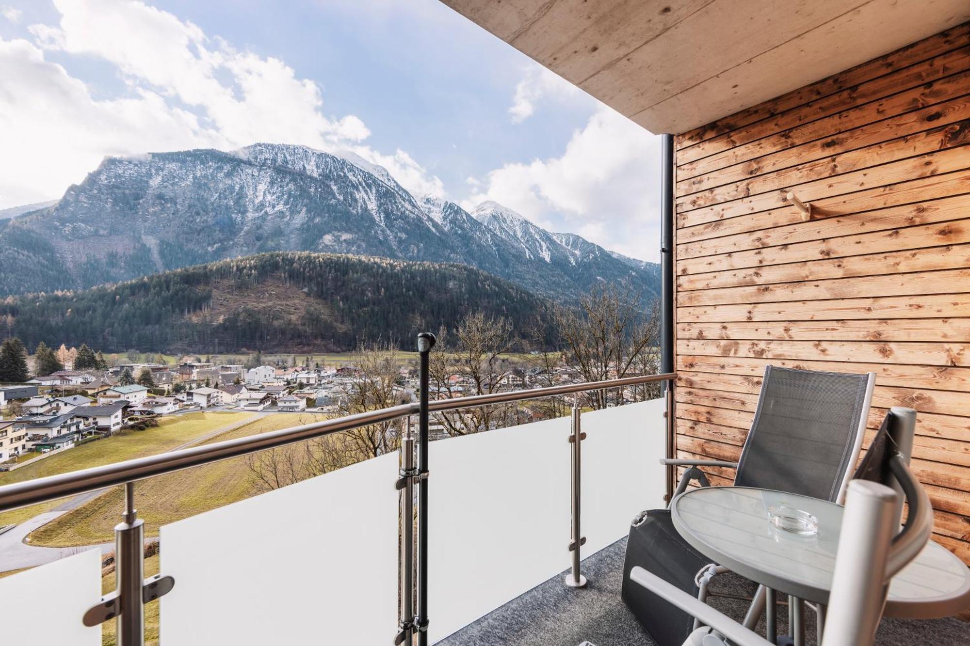 Herzblut Wohlfuehl Appartements Oetz Exterior foto