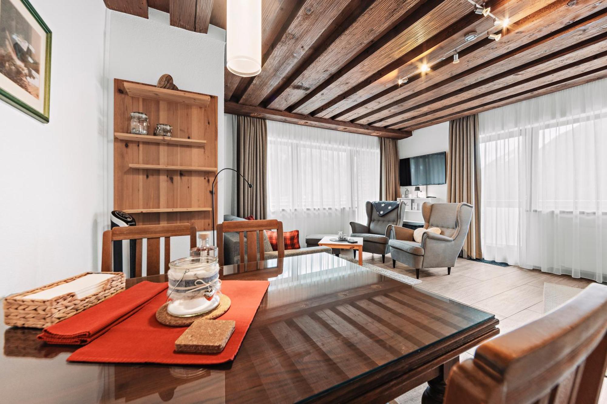 Herzblut Wohlfuehl Appartements Oetz Cameră foto